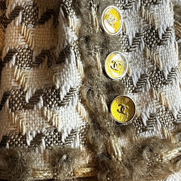 Chanel Jacket - Picture 7 of 16